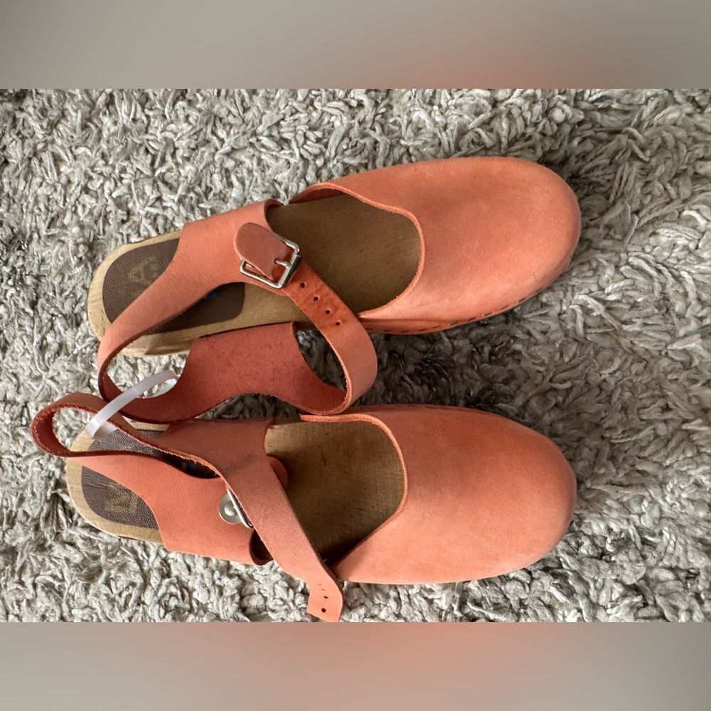 Mia Abba Swedish 70's style wooden clog heels - Picture 8 of 9